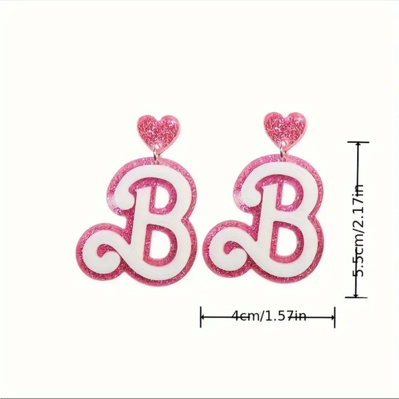 💕💕 Barbie “B” Iconic Pink Dangling Earrings 💕💕 - Picture 2 of 2